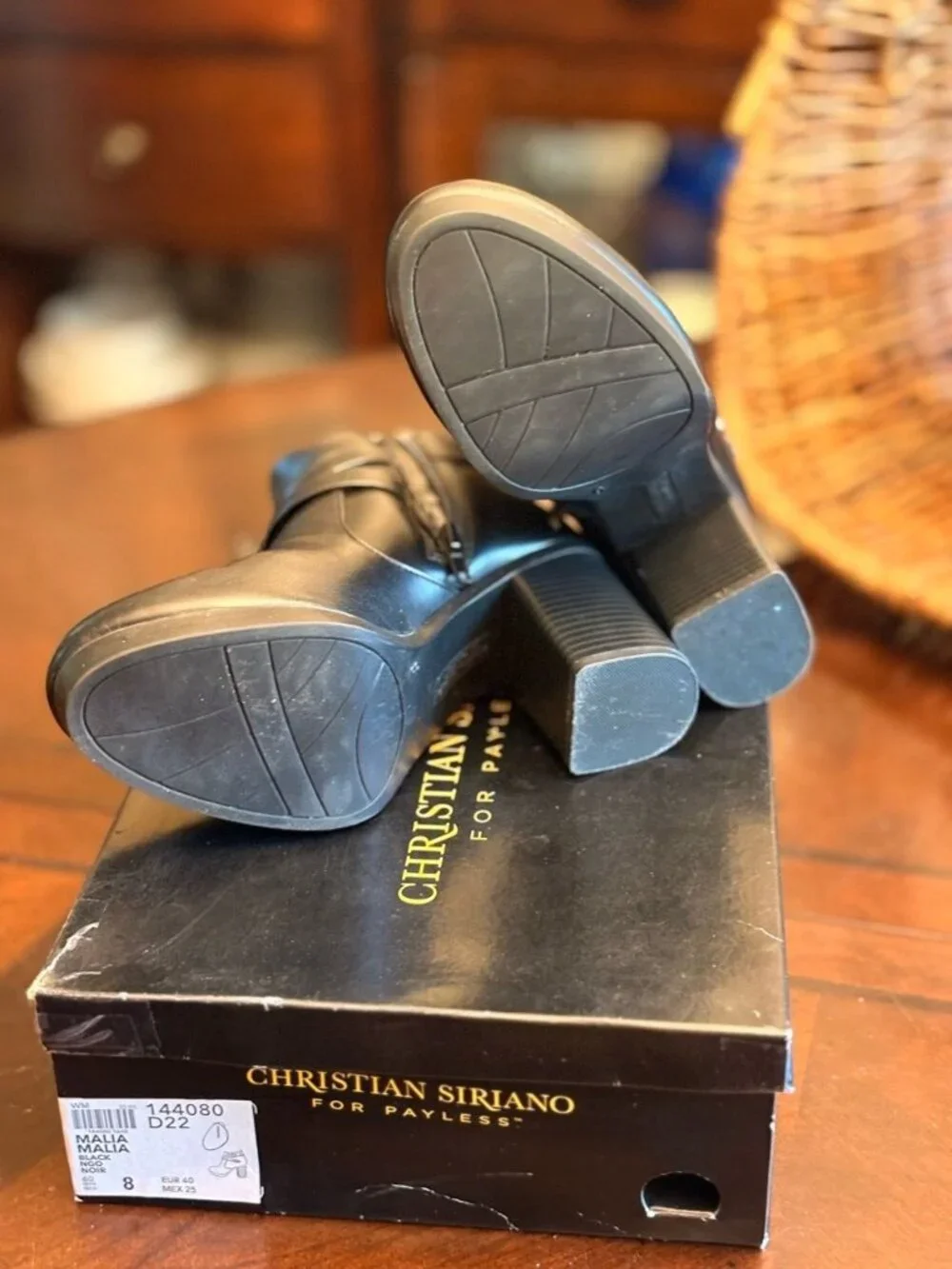 Christian Siriano for Payless Malia Black Heeled Ankle Booties Sz 8 Box